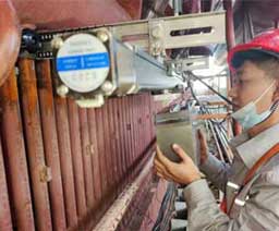 Small diameter tube digital ray tooling and guide rail